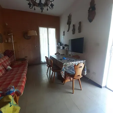 Apartment Rustico In Collina Con Ampio Giardino Martina Olba